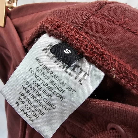 Alphalete Joggers Womens Small Red Drawstring Skinny Warm Up Gym Pants - Picture 3 of 9